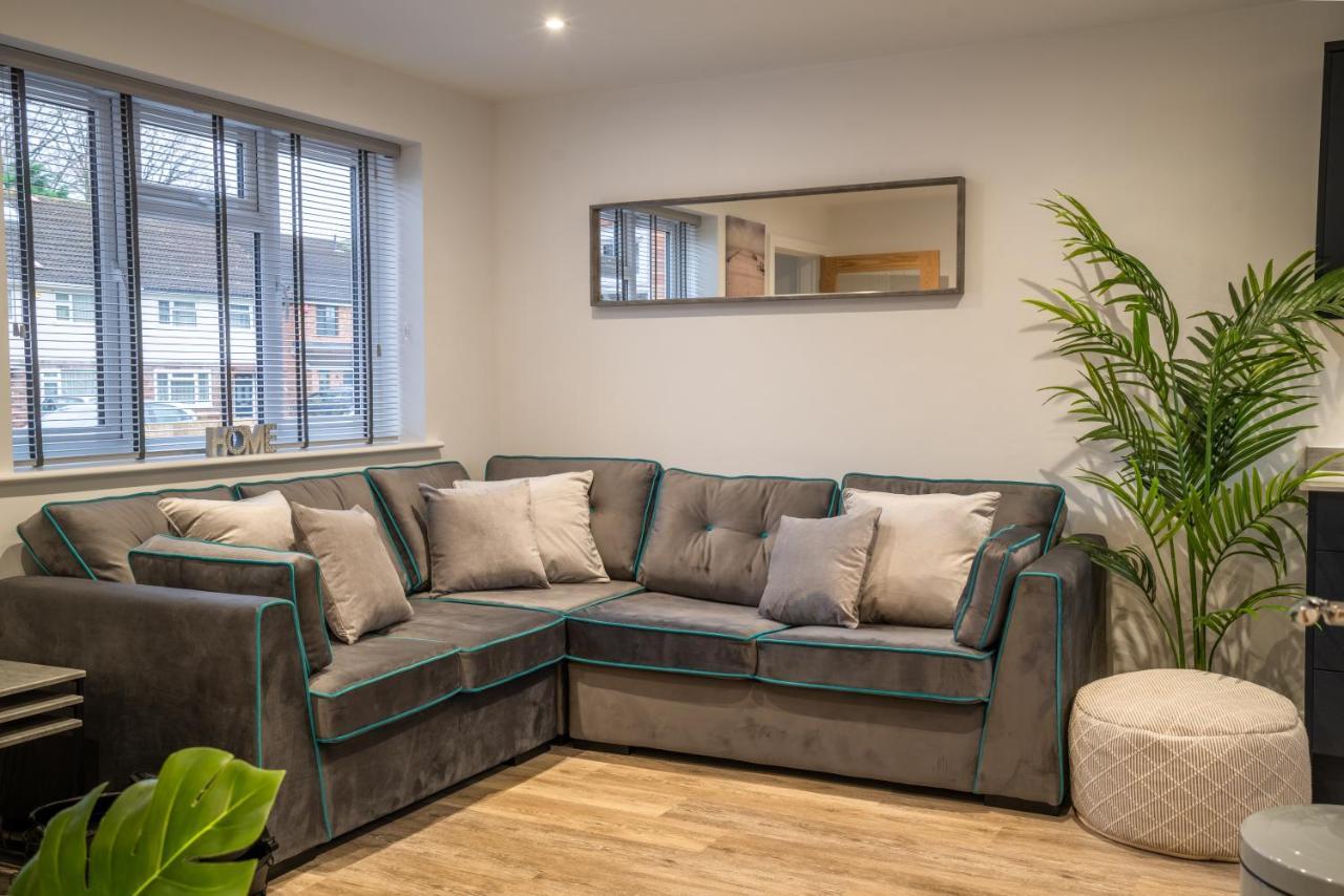 Mill Road Ground Floor Apartment 크롤리 외부 사진