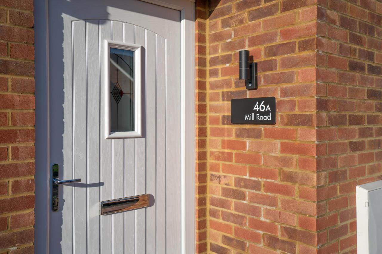 Mill Road Ground Floor Apartment 크롤리 외부 사진